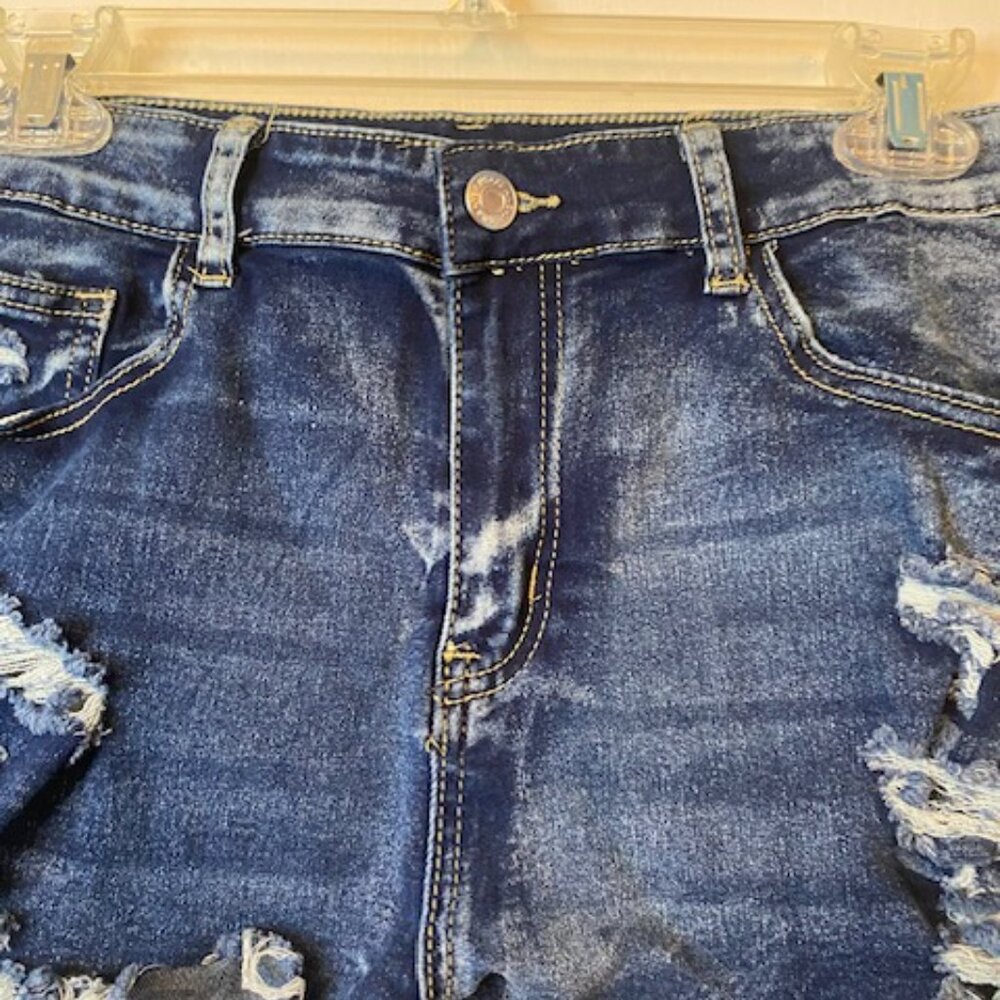 Shein Blue Jean distress jean shorts - Picture 4 of 14